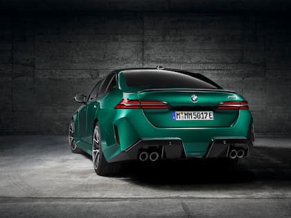 Equipa el motor V8 M TwinPower Turbo de 4.4 litros