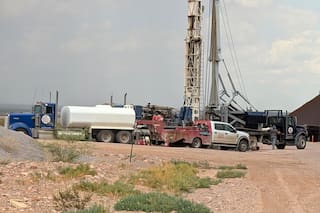Gobierno de EE.UU. ordena a contratistas dejar de perforar pozos para muro fronterizo en Nuevo México