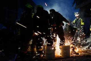 Recorrió dos paisajes destrozados por sismos; ahora, fotógrafo de AP reflexiona sobre lo que atestiguó