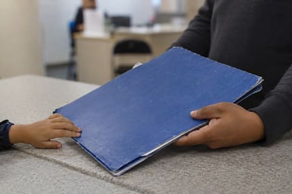 Equivocarse de formulario deriva en el rechazo del Uscis y la pérdida de tiempo y dinero