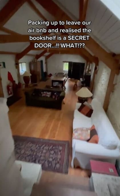 Era su último día en el Airbnb y una joven encontró una puerta secreta que la dejó sin palabras