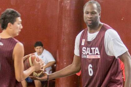 Eric Freeman cuando jugaba en Salta Basket