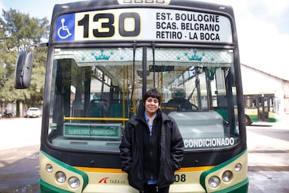 Érica Borda se sorprende cuando los pasajeros la felicitan por su lucha por la igualdad de género