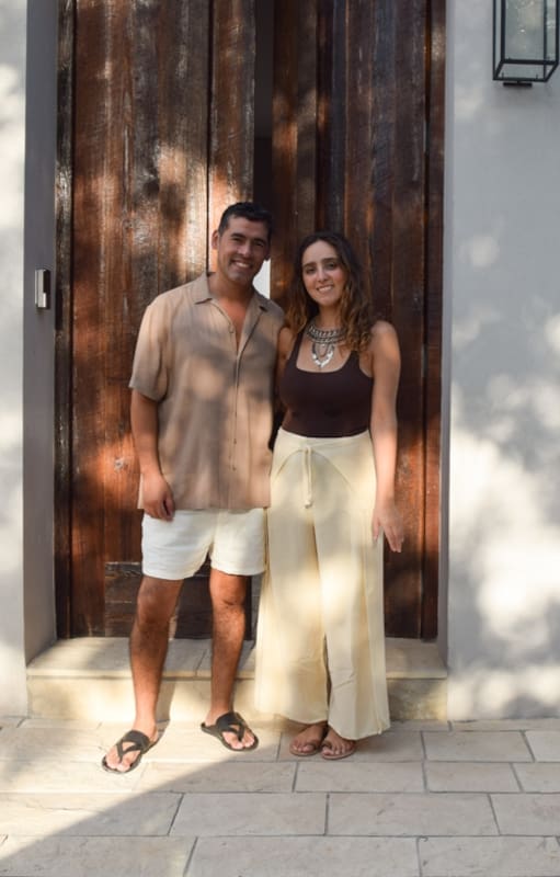 Érica Gatica y Adolfo Rodríguez dejaron sus profesiones en Buenos Aires para montar el hotel de sus sueños.