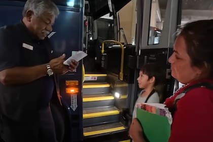 Ericka y Gael fueron liberados en un refugio en Laredo y, desde allí, tomaron un autobús para regresar a casa
