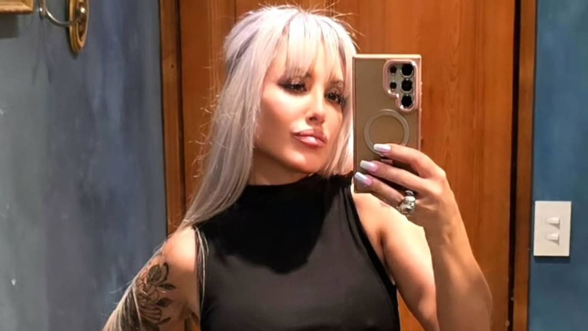 Erika de Sautu Riestra tiene 58 años y trabajó anteriormente con Guillermo Ortega en Un gallo para Esculapio