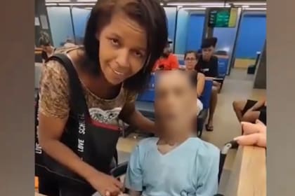 Erika de Souza Vieira Nunes se encuentra detenida tras llevar el cadáver de su tío al banco para retirar dinero a su nombre (Captura video)