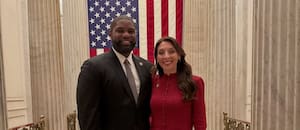 Erika Donalds, esposa de Byron, el candidato favorito en las encuestas a gobernador de Florida