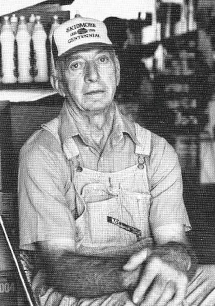 Ernest “Bo” Bowenkamp, a quien McElroy le pegó un tiro en el cuello (Foto en el libro de MacLean)