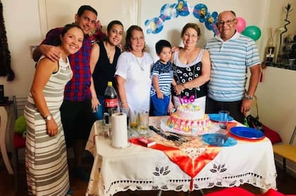 Ernesto construyó buenos lazos de amistad en Argentina.