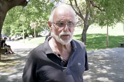 Ernesto, jubilado, advierte que sus ingresos disminuyeron en términos reales