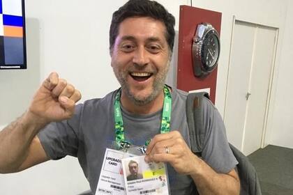 Ernesto Rodríguez, feliz y desafiante después de conseguir la credencial para los Juegos de la Juventud que le había negado el comité organizador