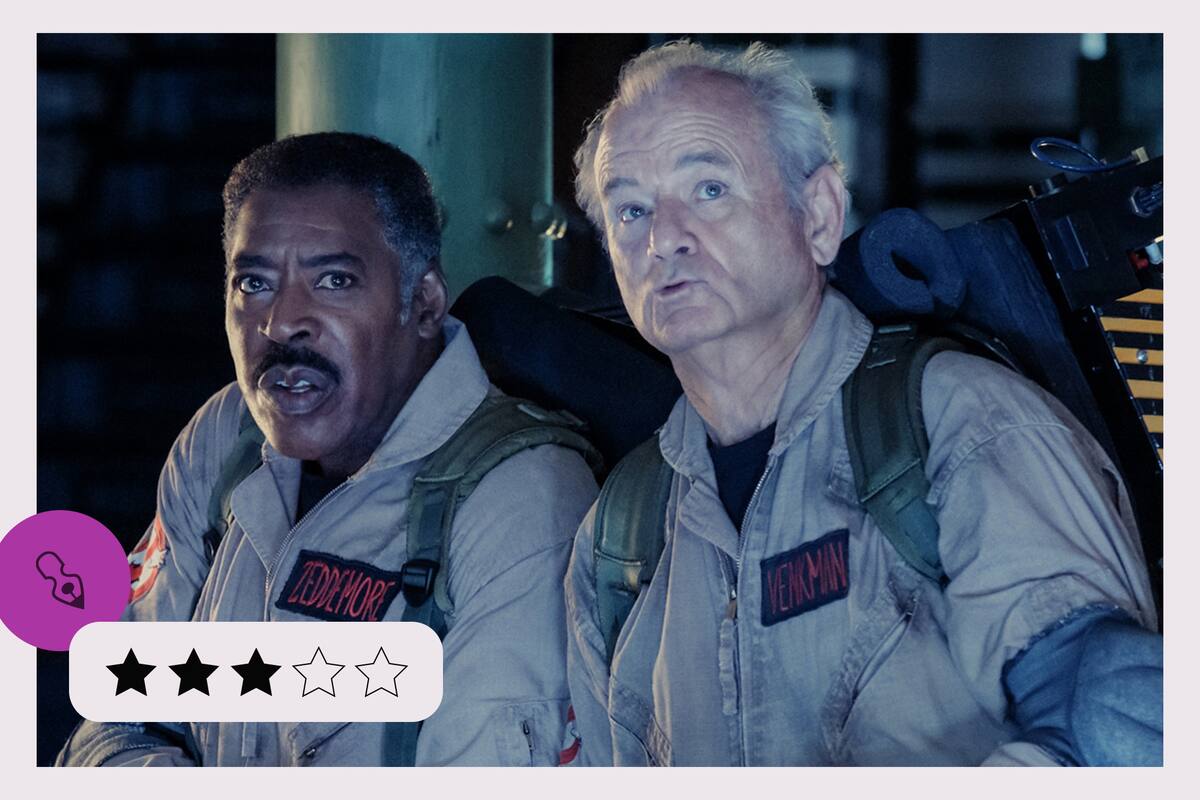 Ernie Hudson y Bill Murray en Ghostbusters: apocalipsis fantasma, estreno del jueves 21