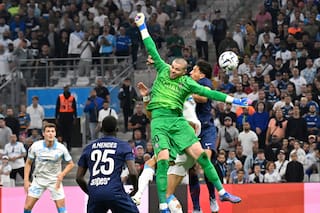 Error de Chevalier suscita más dudas sobre si el PSG debió vender a Donnarumma