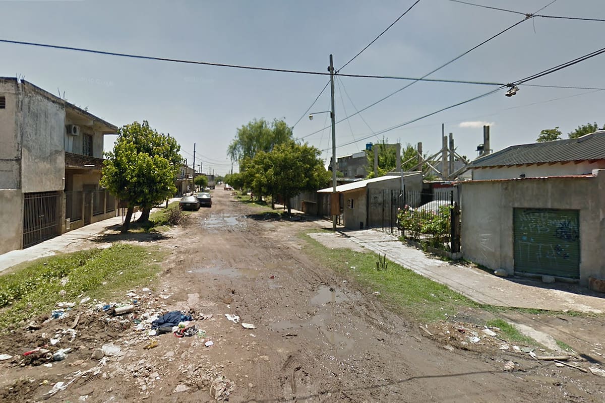 Erwin Paul Balmori Samudio, fue detenido tras un allanamiento de urgencia realizado por agentes de la Comisaría 7ma. de Quilmes, en un domicilio ubicado en la calle 171 al 2500 de Bernal