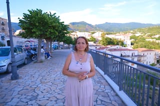 Mariela, docente de 50 años: “Acá un sueldo bajo empieza en 1200 euros y va hasta los 1600 euros”