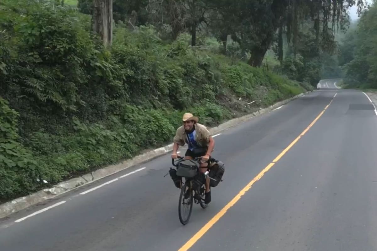 Es argentino, se fue de viaje en bicicleta por Latinoamérica porque estaba deprimido y lo llamaron de Gran Hermano