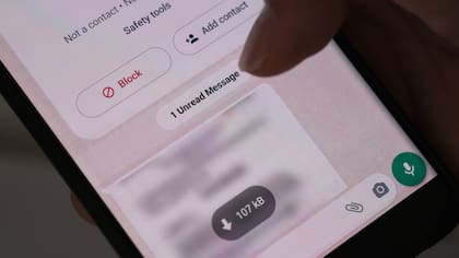Es común recibir WhatsApp de números internacionales con alguna que otra oferta laboral