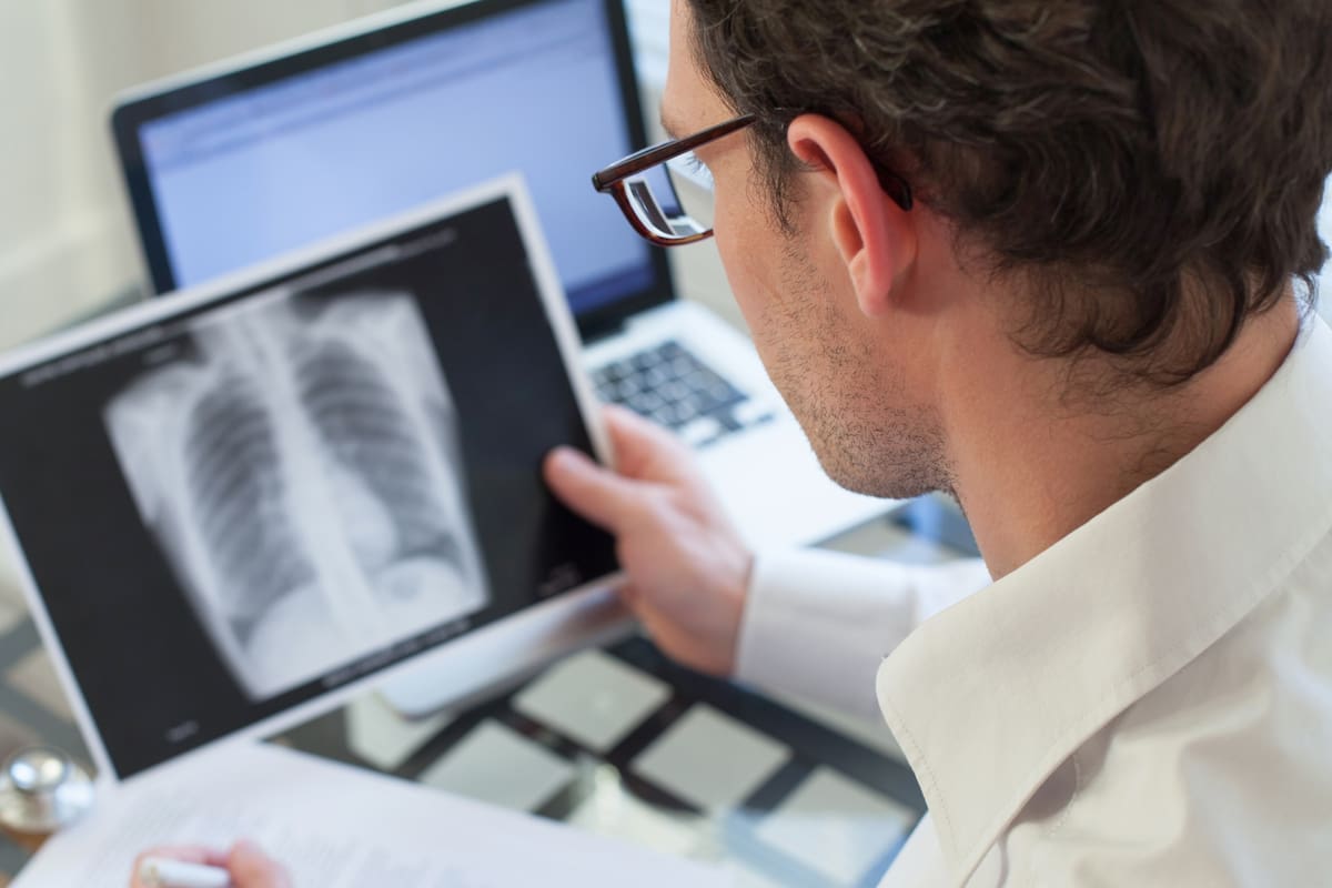 ¿Es conveniente vacunarse contra la neumonía?