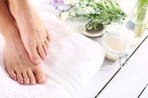Es de mucha importancia mantener el cuidado de los pies (Foto: iStock)