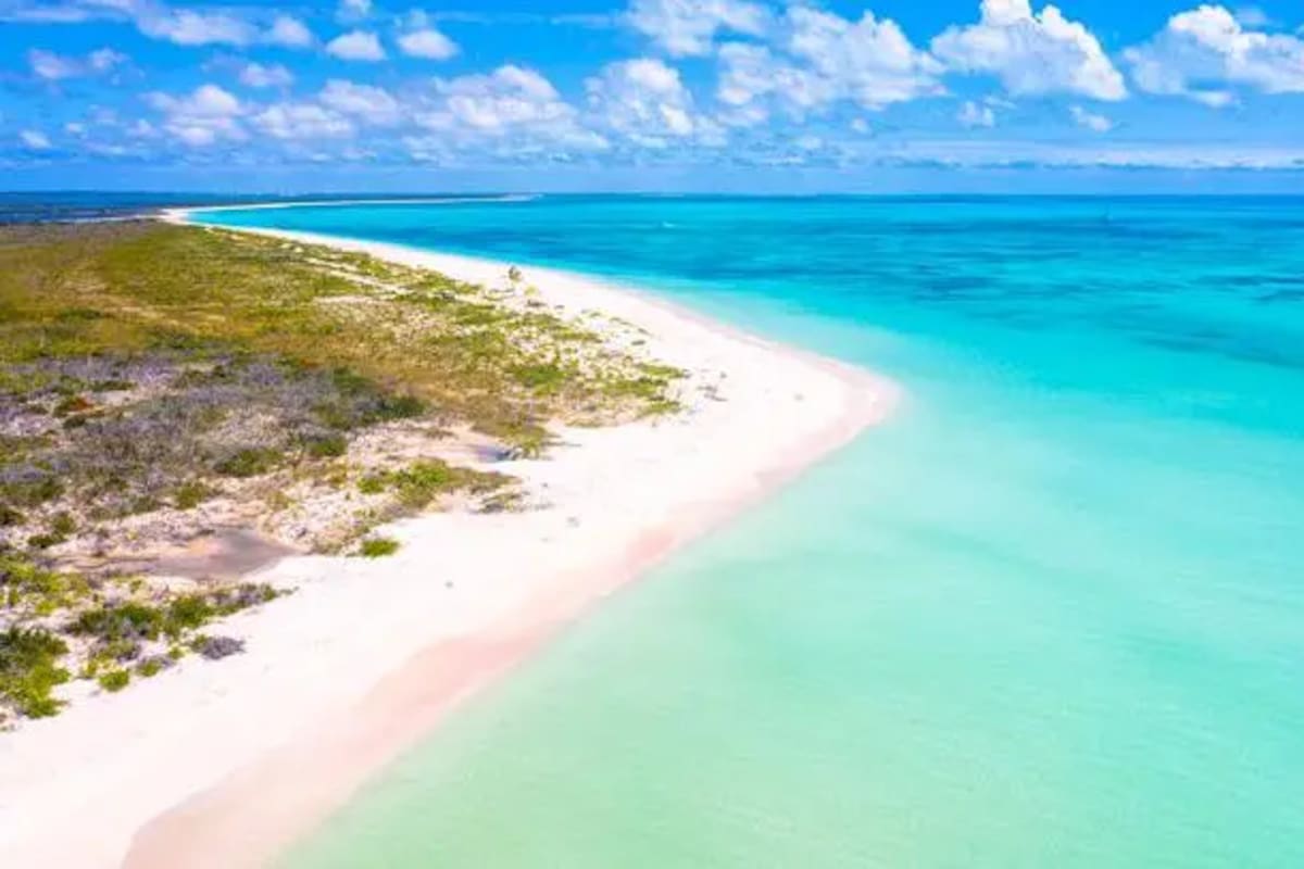 Es fácil entender el atractivo de las playas de Barbuda