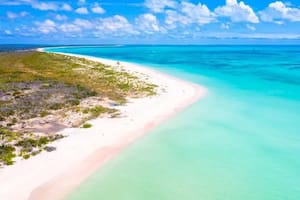 Es fácil entender el atractivo de las playas de Barbuda