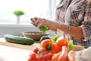 Es fundamental reforzar el sistema inmunológico con alimentos que fortalezcan las defensas y ayuden a prevenir enfermedades.