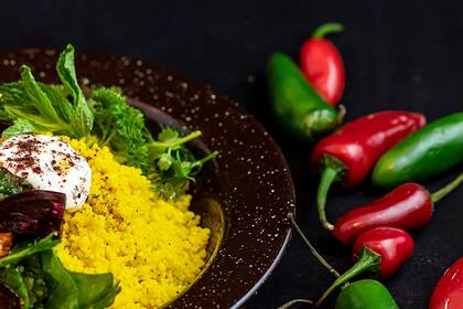 Es hora de prestarle atención a este plato fresco que puede venir en mil versiones