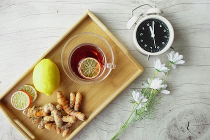 Es importante consultar con un profesional antes de sumar a la dieta esta infusión, ya que tiene alguna contraindicaciones