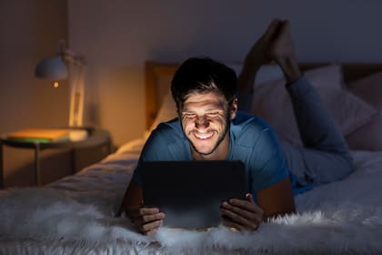 Es importante cuidar la higiene del sueño (Foto: Freepik)