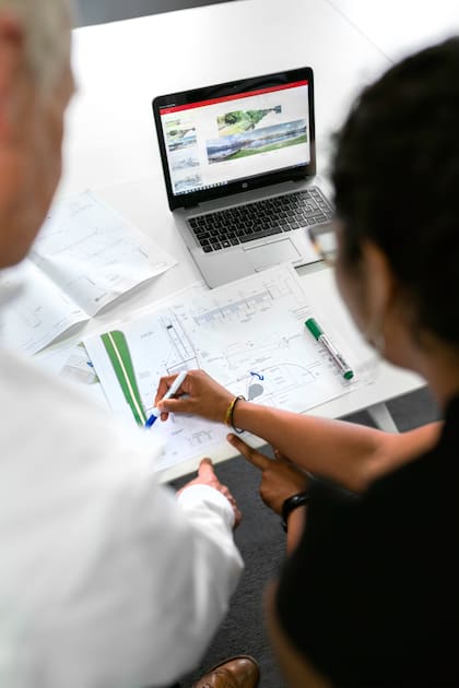 Es importante revisar todos los requisitos antes de enviar la solicitud de trabajo en Florida