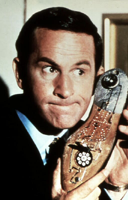 Es imposible separar al actor Don Adams de su emblemático personaje Maxwell Smart, de la serie Superagente 86, que fue su gran éxito pero también su cárcel