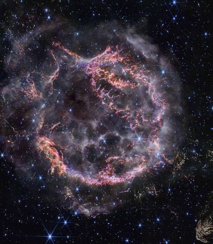 Es increíble pensar que las imágenes no son en realidad la mayor carga de trabajo de este telescopio