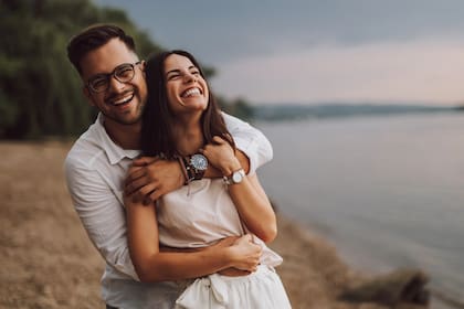 ¿Es irrazonable esperar que un compañero de cama sea un mejor amigo o es la forma más alta de intimidad?