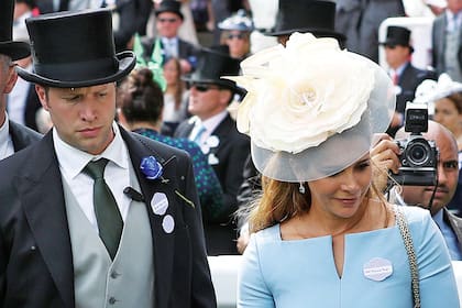 Es la esposa más joven del jeque Mohammed Al Maktoum. Además, le dio regalos costosos para que no mencionara el amorío