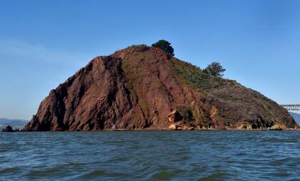 Es la única isla privada ubicada en la bahía de San Francisco
