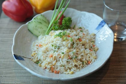 ¿Es mejor comer arroz o pasta? Nutricionistas desmienten lo que siempre te dijeron sobre los carbohidratos