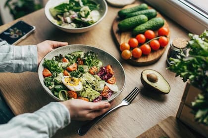 ¿Es mejor seguir una dieta al estilo tradicional o ayunar?