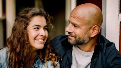 Es mucho más efectivo decirle: “hijo mío, sé que en algún momento vas a probar el alcohol porque no me engaño. Lo que te pido es prudencia, sobre todo si hay coches de por medio”