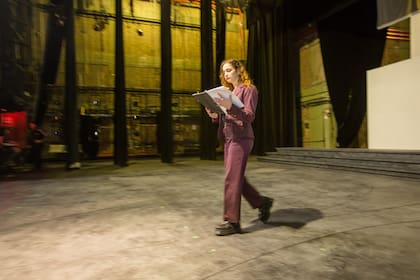 “Es muy fuerte trabajar acá, el lugar donde crecí, porque recuerdo que venía a este teatro a verlo a papá. Y a otros, a mamá... Eso de vivir en camarines, detrás de escena, se los debo a ellos", asegura Miranda.