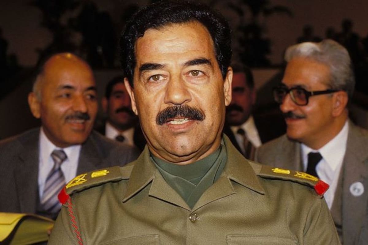 Es muy poco probable que Saddam haya donado 24 litros de sangre para que se escribiese el texto