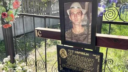 Es posible que nunca lo sepan, a menos que se pueda encontrar al comandante ruso que se hizo cargo de Camp Radiant