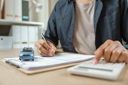 Es recomendable leer por completo el contrato antes de sentarse detrás del volante