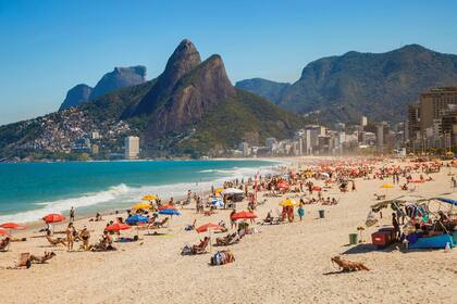 Es un destino clásico pero Rio de Janeiro siempre sorprende con playas bellísimas, alma cosmopolita y una oferta cultural bien vanguardista