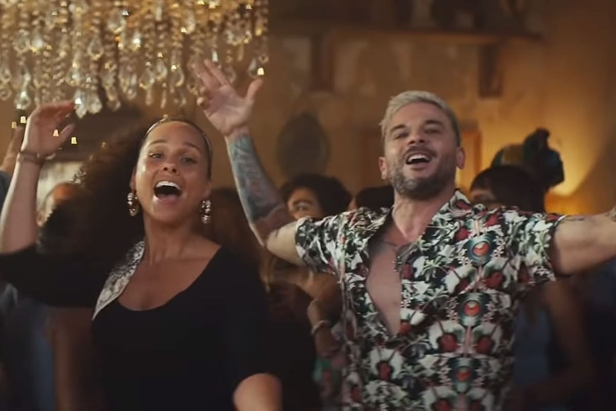 Es uno de los hits del momento y la artista estadounidénse debía cantar el estribillo en español