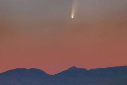 Es uno de los pocos cometas que se dejó ver a simple vista en el siglo XXI.