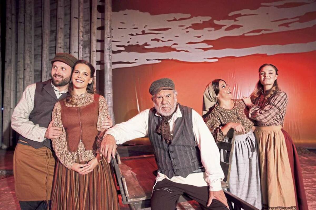 Es uno de los títulos más amados del género y regresa para cumplirle el "sueño" a Raúl Lavié de encarnar al lechero Tevye, junto a un elenco de probados talentos del musical