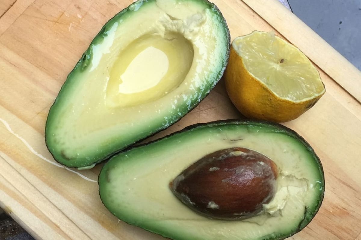 Esa leal fruta tiene muchísimos nutrientes y se recomienda comer un poquito cada día para fortalecer, entre otras cosas, la circulación.