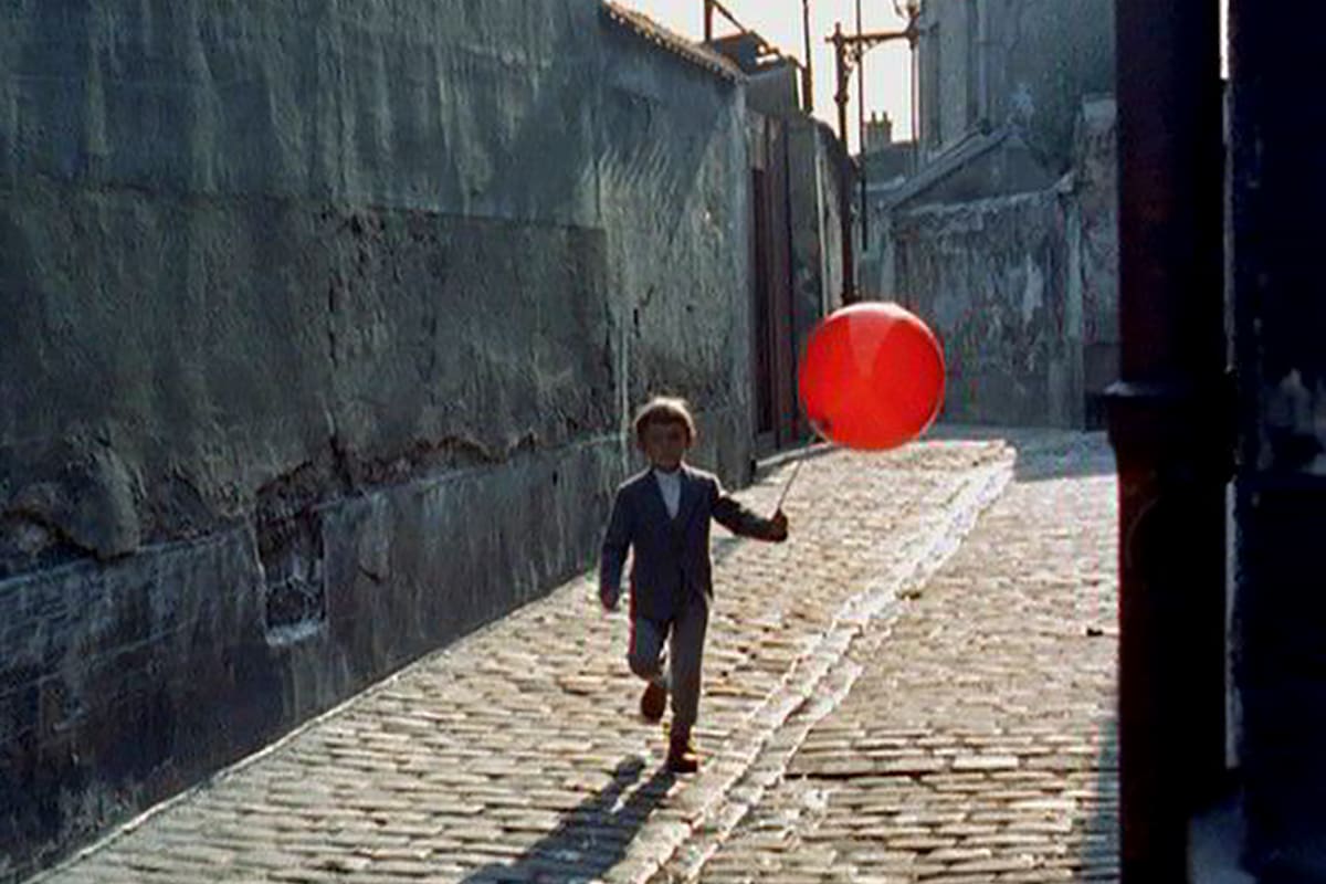 Escena de "El Globo Rojo"