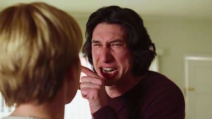 Escena de pelea en Historia de un matrimonio, protagonizada por Scarlett Johansson y Adam Driver (Netflix)